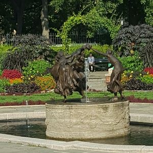 Meet your Posher, Janet