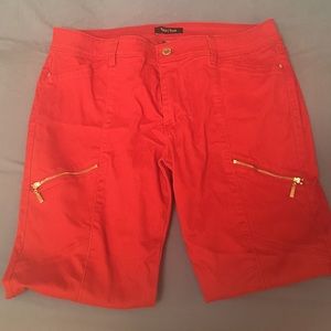 Slimming ankle length jeans