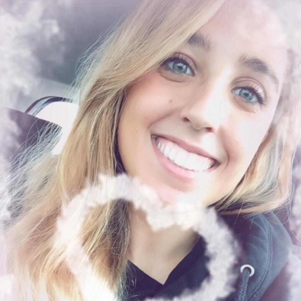 Meet your Posher, Julia