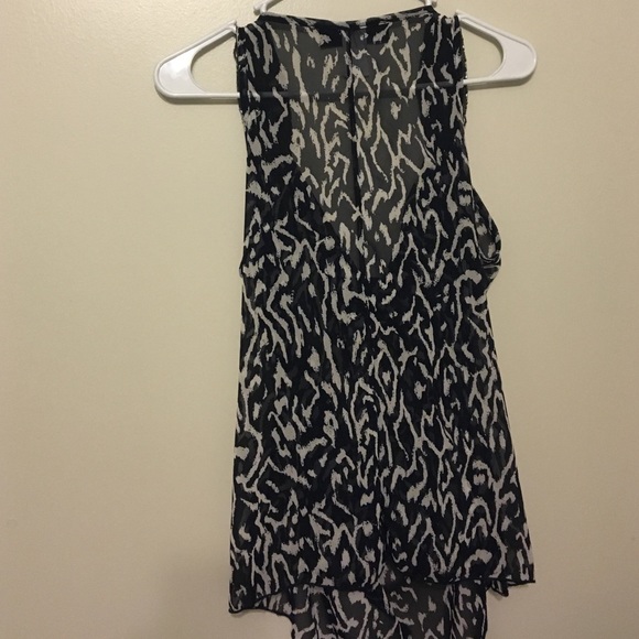 Blouse - Picture 2 of 2