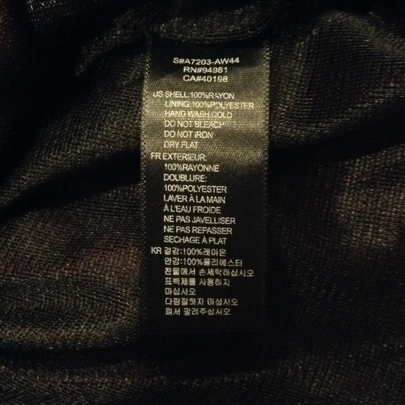 Forever 21 red crinkle mini skirt - Picture 4 of 4