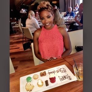 Meet your Posher, Deanna