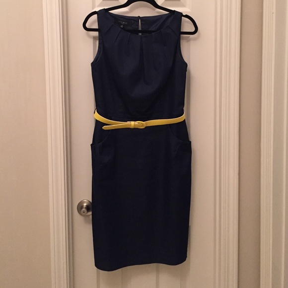 Gorgeous chambray blue Nine West dress with belt