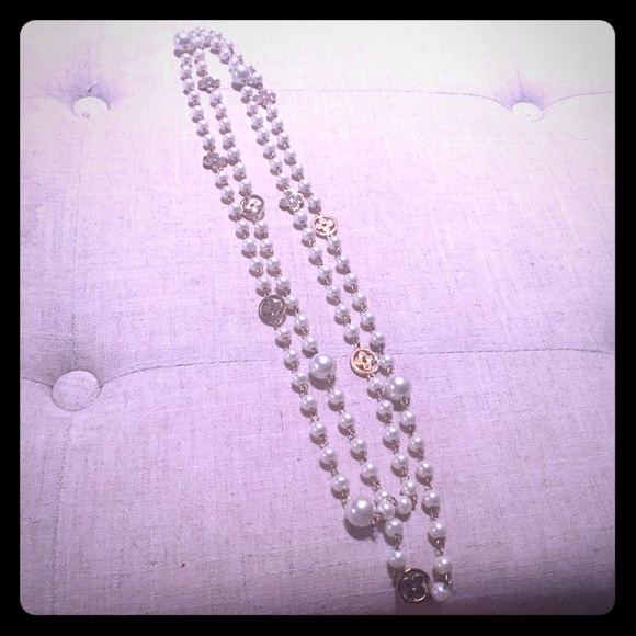 Pearl necklace