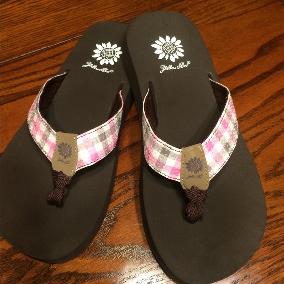 Barely Worn Yellow Box Flip Flops