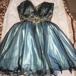 GORGEOUS HOMECOMING DRESS