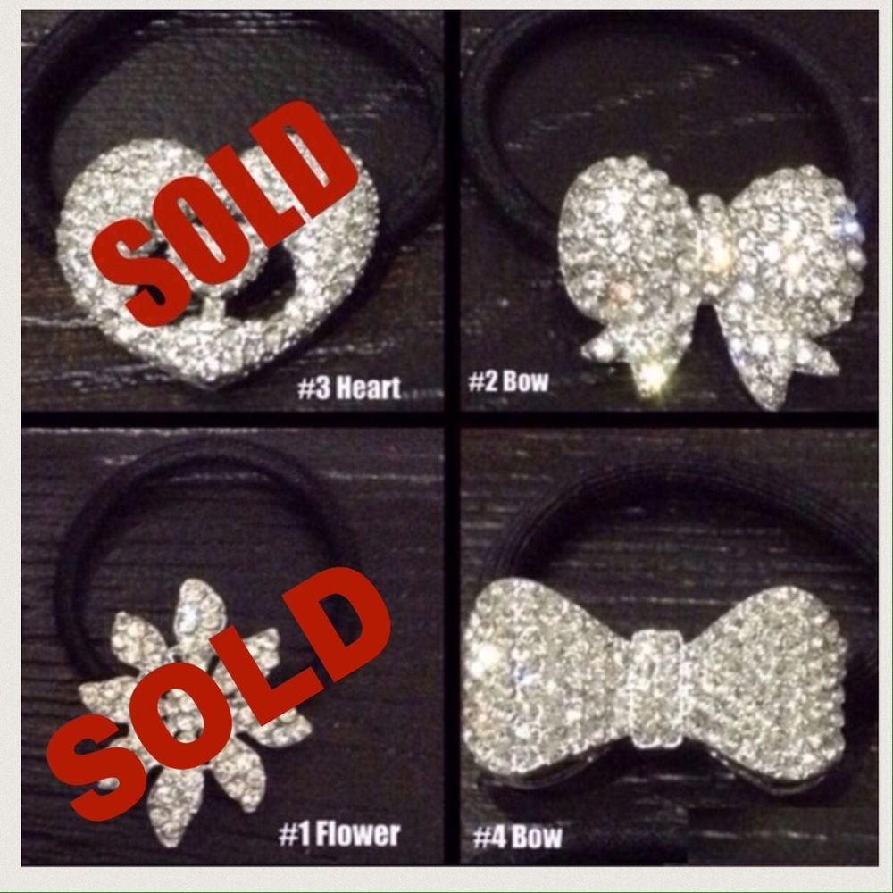 Only 2 left! Elastic hairband or bracelet.