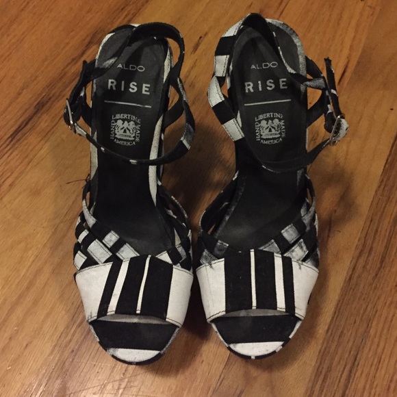 ALDO RISE black and white wedges - Picture 1 of 4