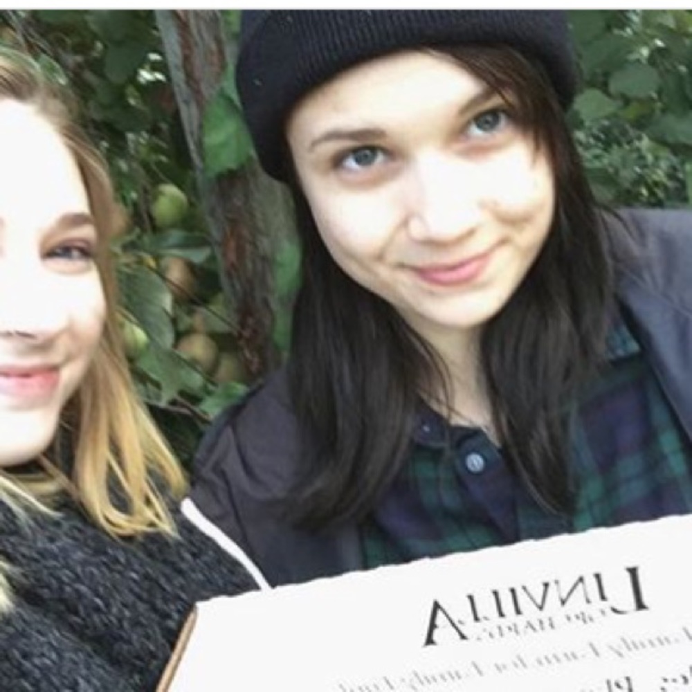 Meet your Posher, Claire