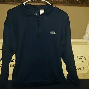 The North Face light pull over