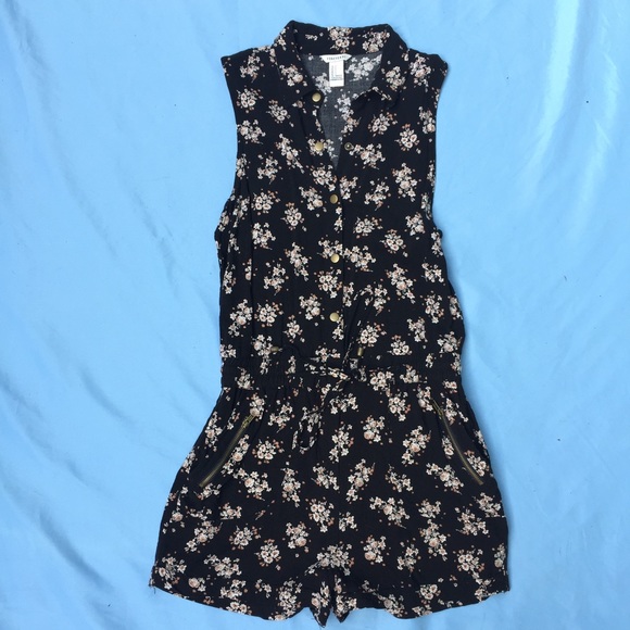SOLD Black Floral Forever 21 Romper - Picture 1 of 3
