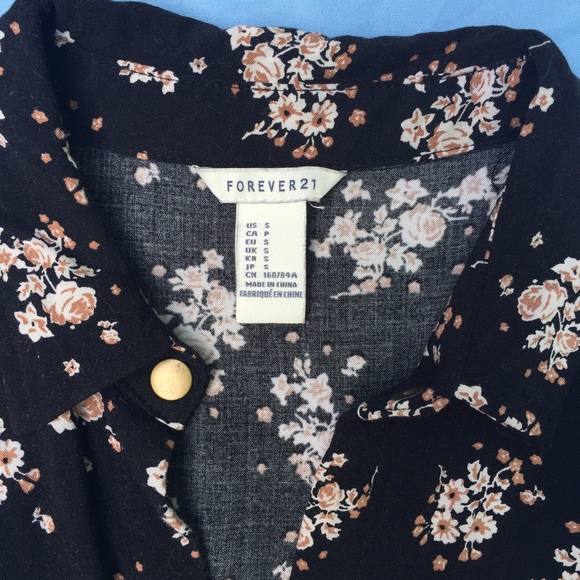 SOLD Black Floral Forever 21 Romper - Picture 2 of 3