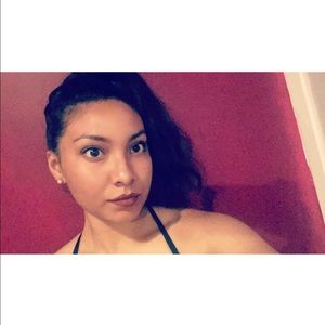 Meet your Posher, Azucena