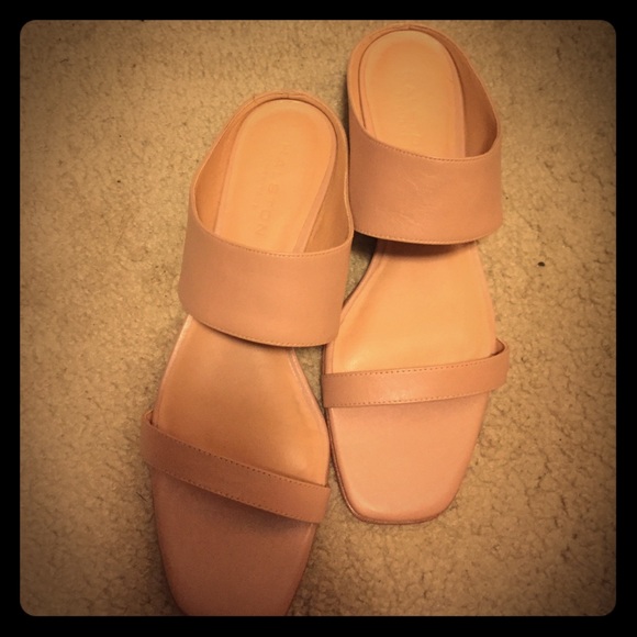 Halston Heritage slides NWOT
