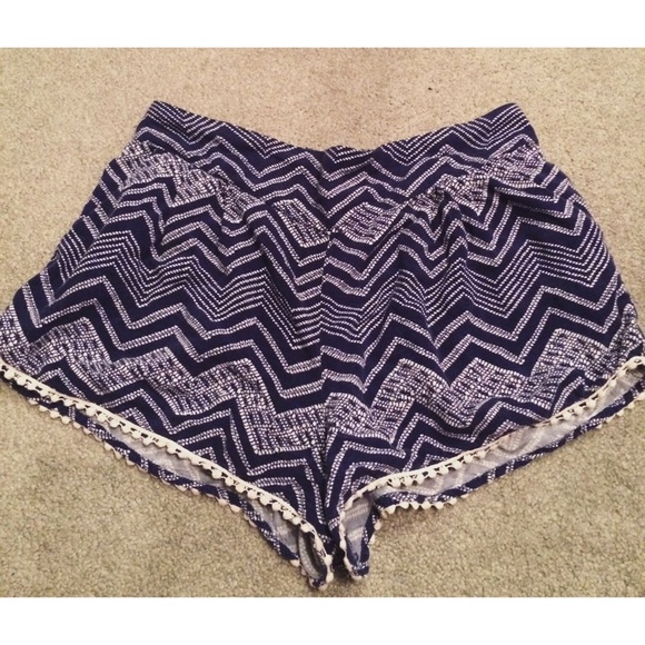 Forever 21 // Blue & White Tribal Soft Shorts