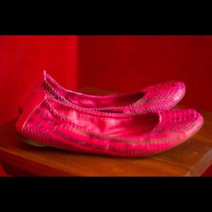 Fuchsia Tory Burch flats