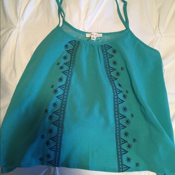Teal tank top with cute back!