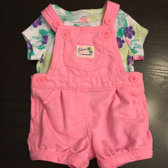 Baby girl overall set