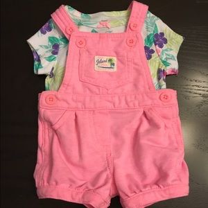 Baby girl overall set