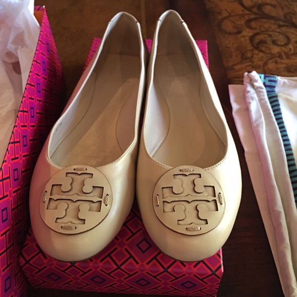 Tory Burch Reva Deconstructed Ballet Flat
Size 7