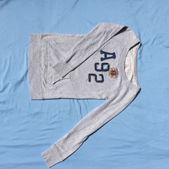 Abercrombie Grey Long Sleeve - Picture 1 of 4