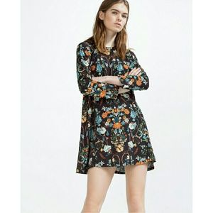 NWOT ZARA black floral shift dress!