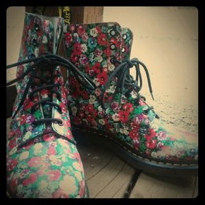 Floral Dr. Martens