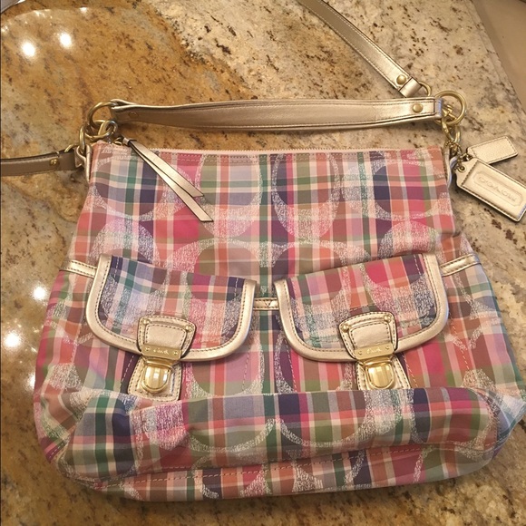 Authentic Coach Purse /cross body NWOT - Picture 2 of 3