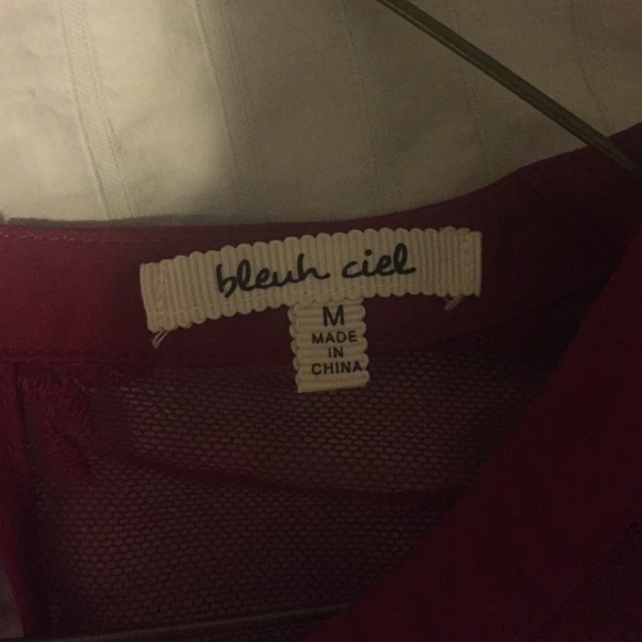 Red lace Bleuh Ciel - Picture 3 of 3