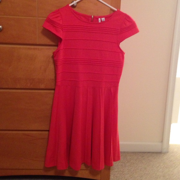 Elle dress, size 8