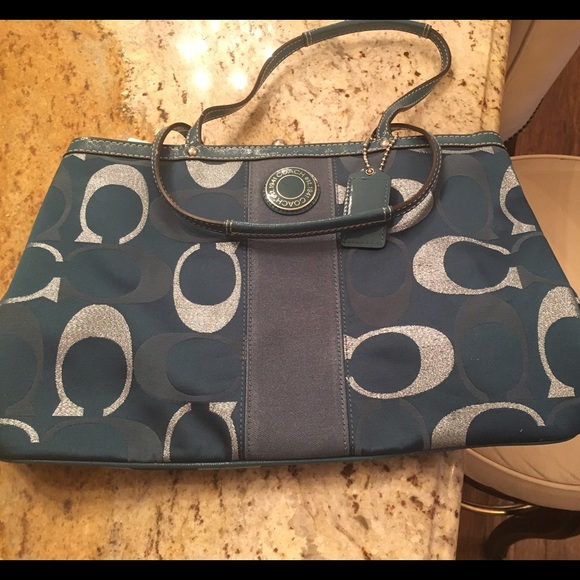 Teal Authentic Coach Purse NWT *Never been used - Picture 4 of 4