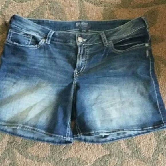 Silver Suki Shorts