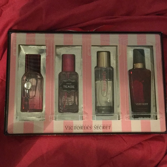 Victoria's  Secrets gift set