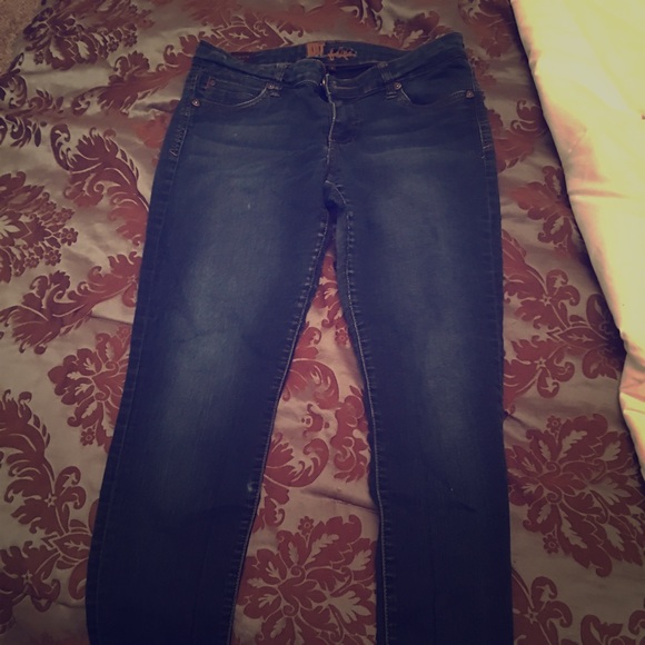 Super stretch skinny jeans