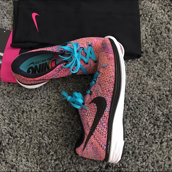 Nike Shoes - ON HOLD! Nike Flyknit Lunar3 Size 7.5