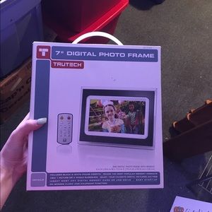 digital photo frame & wall hanging candle holder!