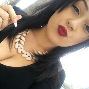 Meet your Posher, Jessenia