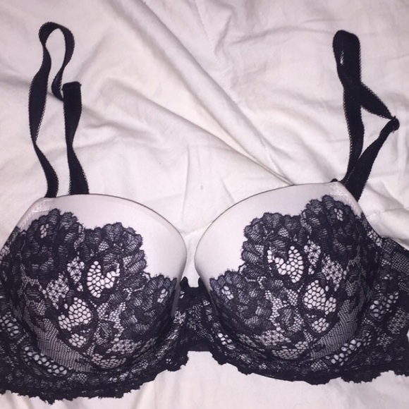 FLASH SALE- VS Demi Dream Angels Bra