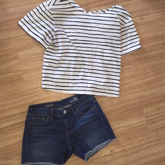 3" inseam Indigo Denim shorts. Size 25 J. Crew