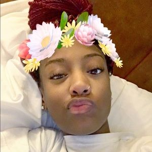 Meet your Posher, Alexus