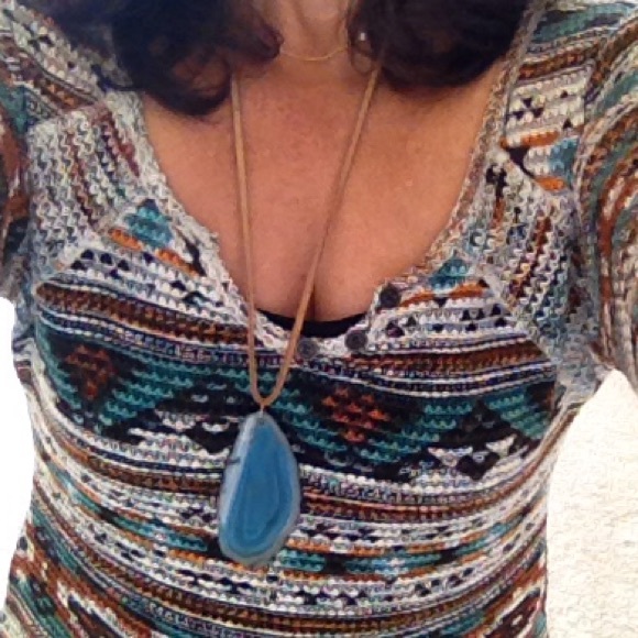 Almost Famous Aztec C-thru bronze/green/white knit - Picture 4 of 4