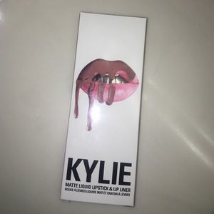 KYLIE LIPKIT, MALIBOO