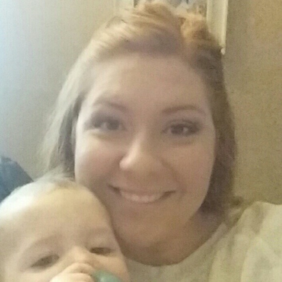 Meet your Posher, Lauren