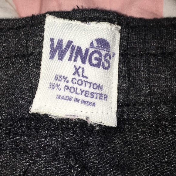 Shorts - Picture 3 of 4