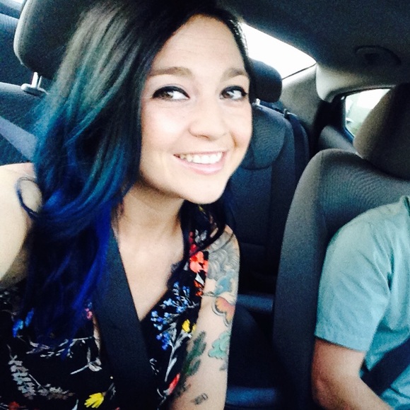 Meet your Posher, Jes