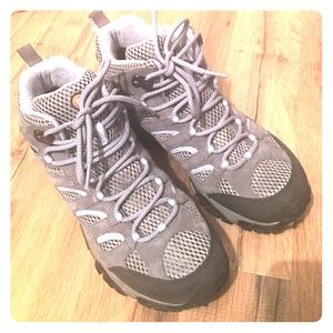 Women's Merrell Moab Mid Hiking Boots