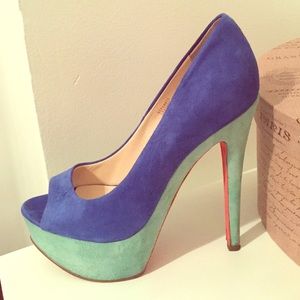 Boutique 9 blue shoes