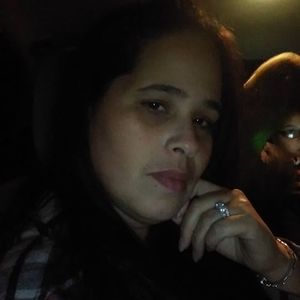 Meet your Posher, Eneida