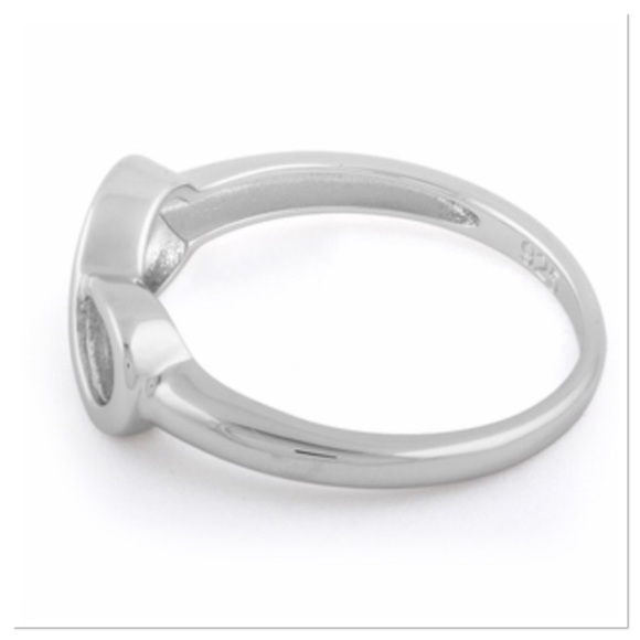 Sterling Silver Infinity Ring - Picture 4 of 4