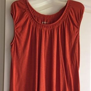 Pretty rust fall color short sleeve shirt